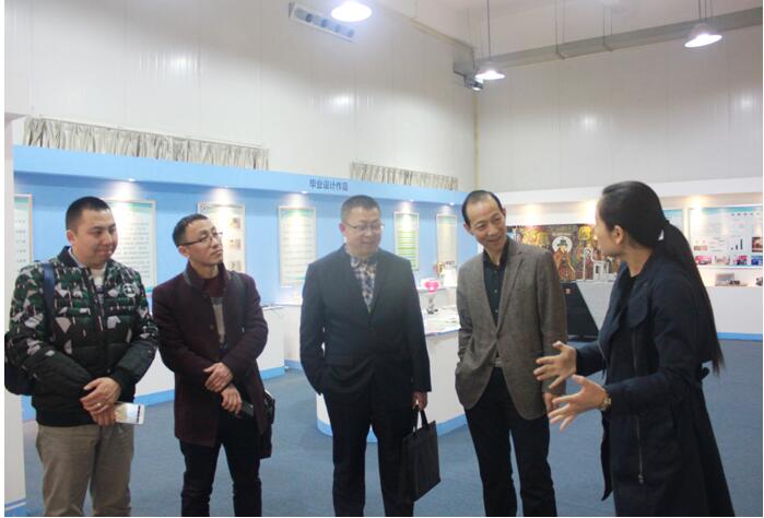 四川工业科技学院一行来我校考察交流-西京学